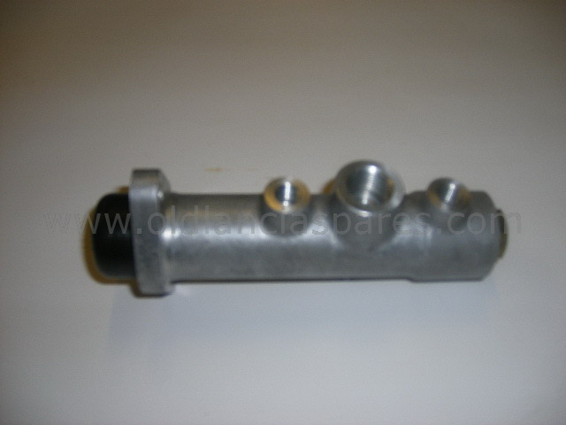 81719732 - master brake cylinder