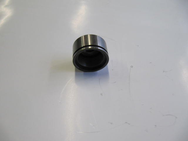 82126889 - cup outer joint