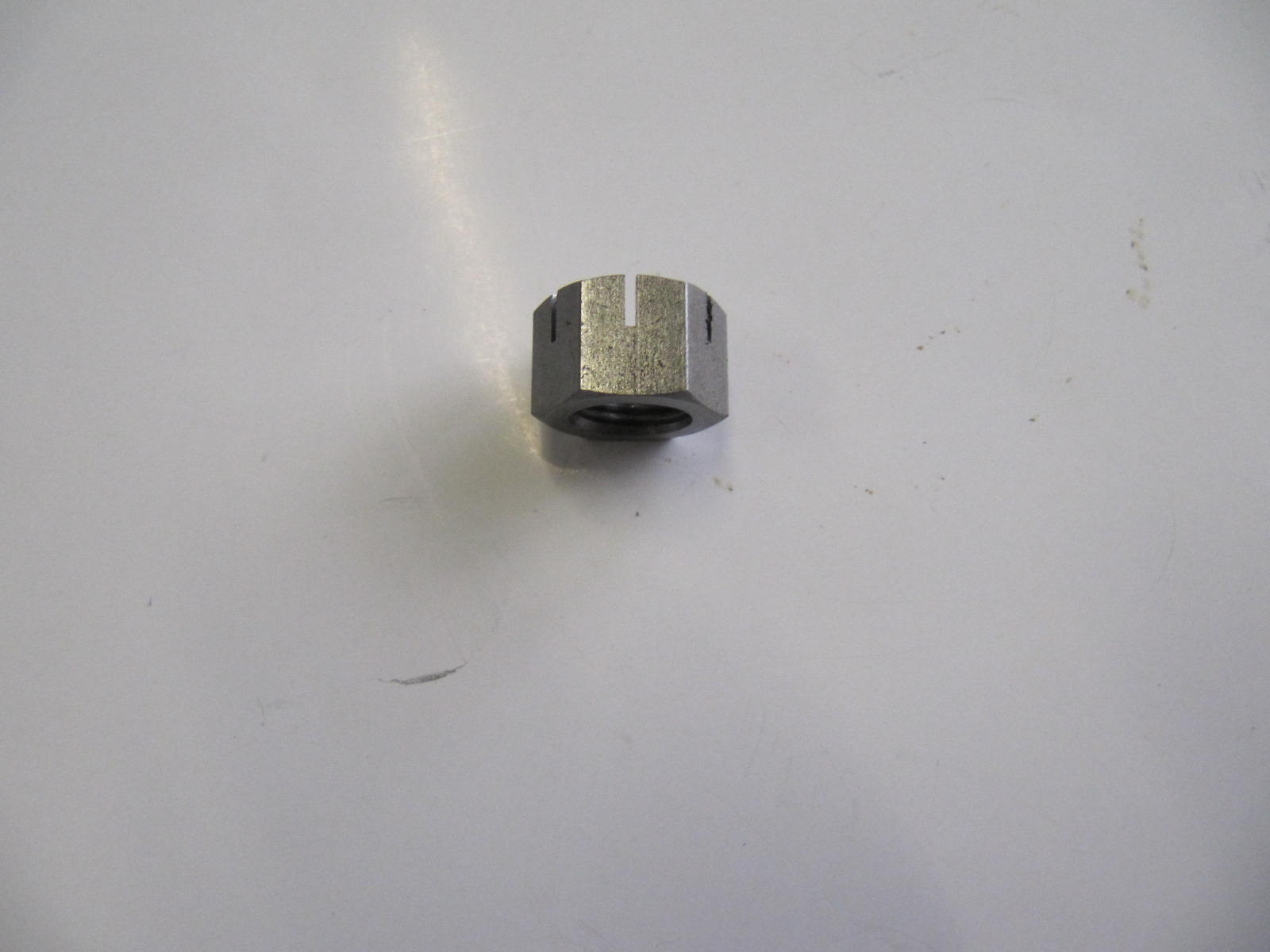 82211081 - nut for connecting rod bolt 2800 type