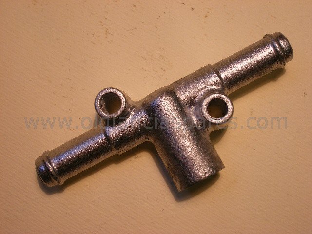 82262575 - 3 way connector