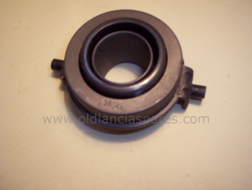 82277893 - clutch bearing