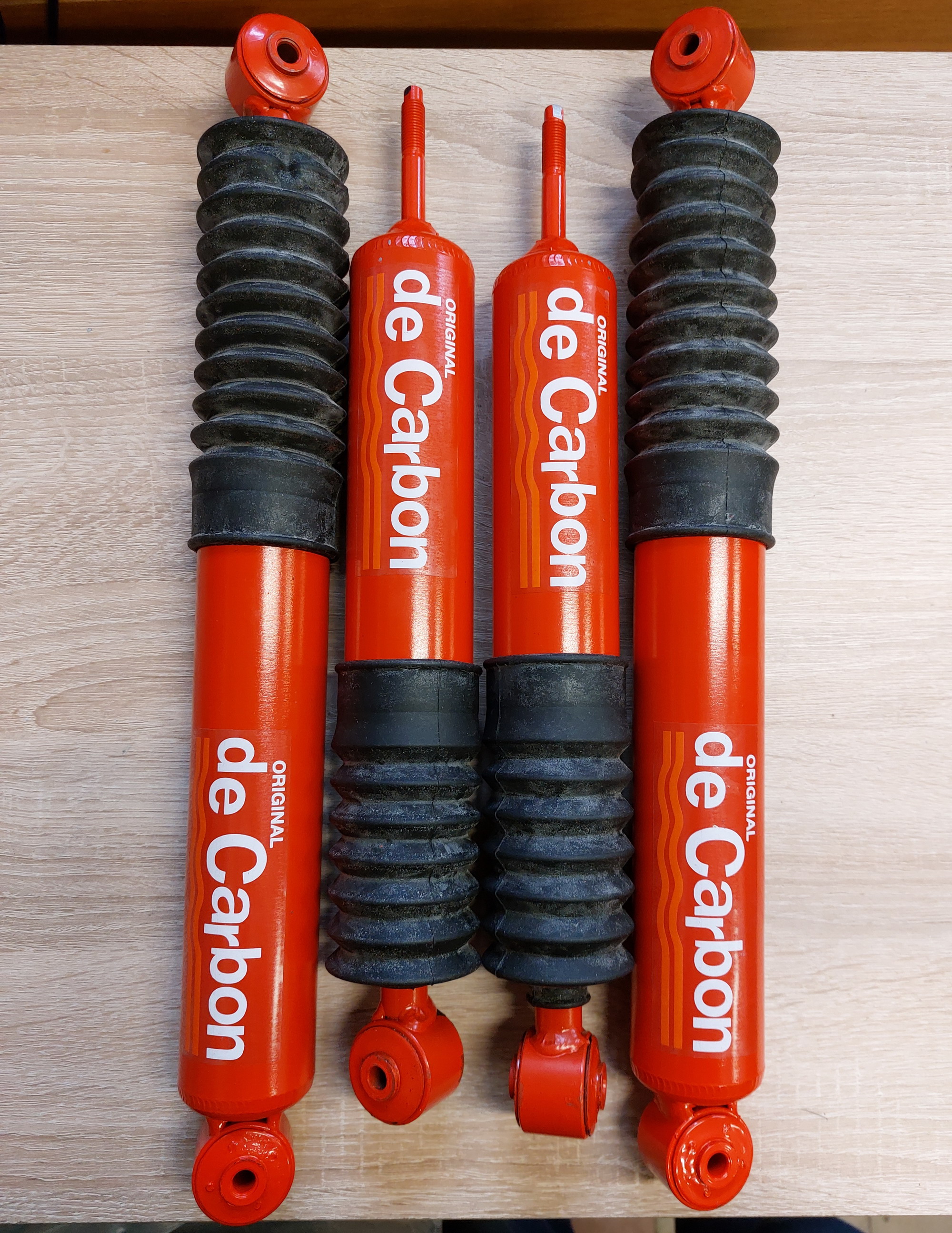 CAV409 - DOUBLE ACTION DECARBON SHOCK ABSORBERS KIT