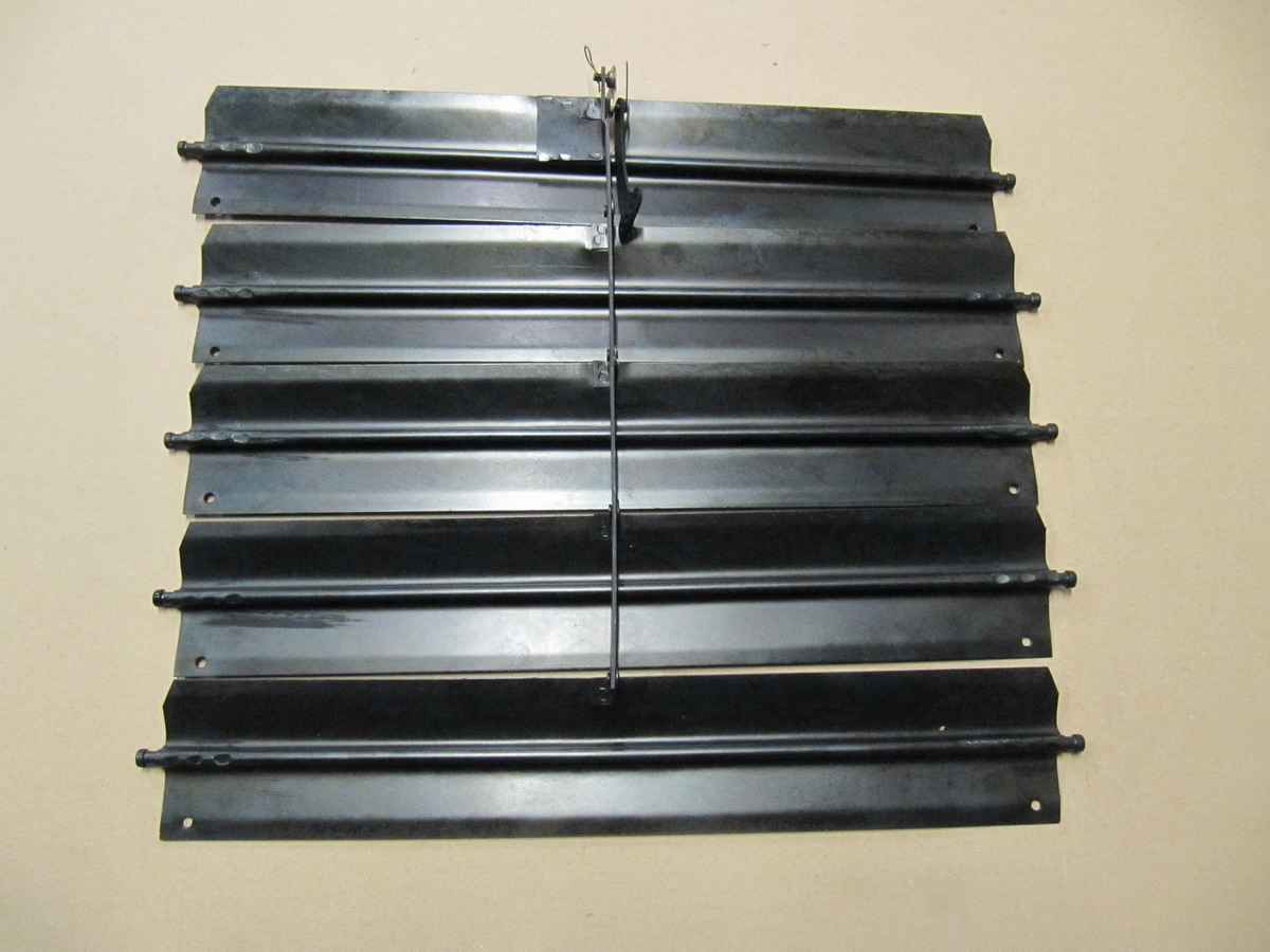 81790959 - radiator blind