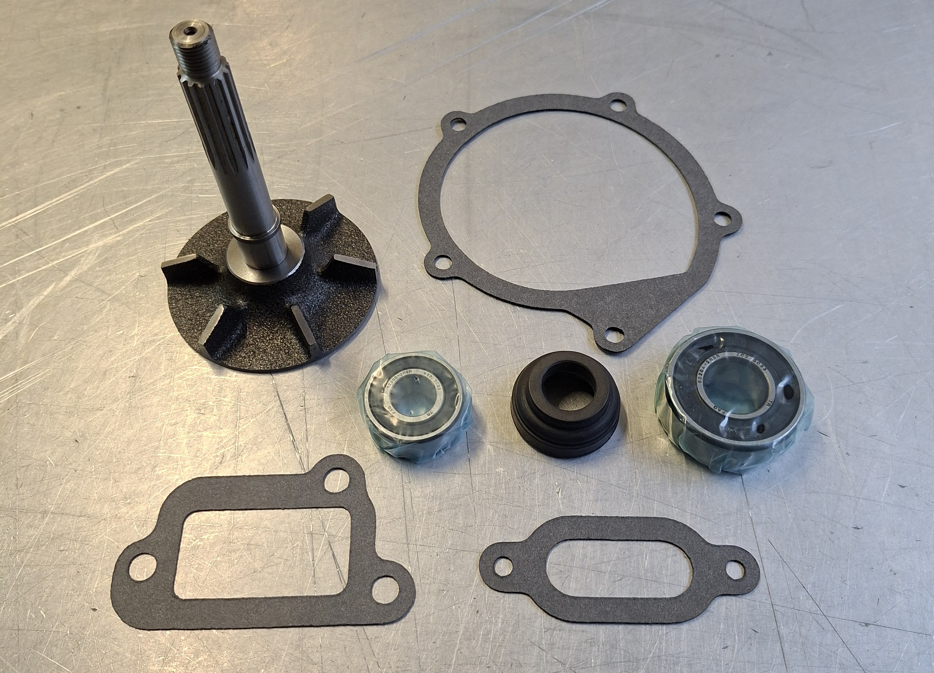 Kit revisione pompa acqua per Flaminia 2500 seconda serie e Flaminia 2800