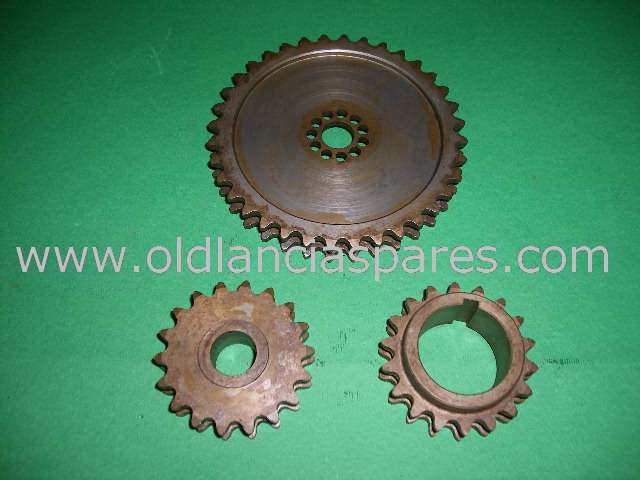 set ingranaggi distribuzione