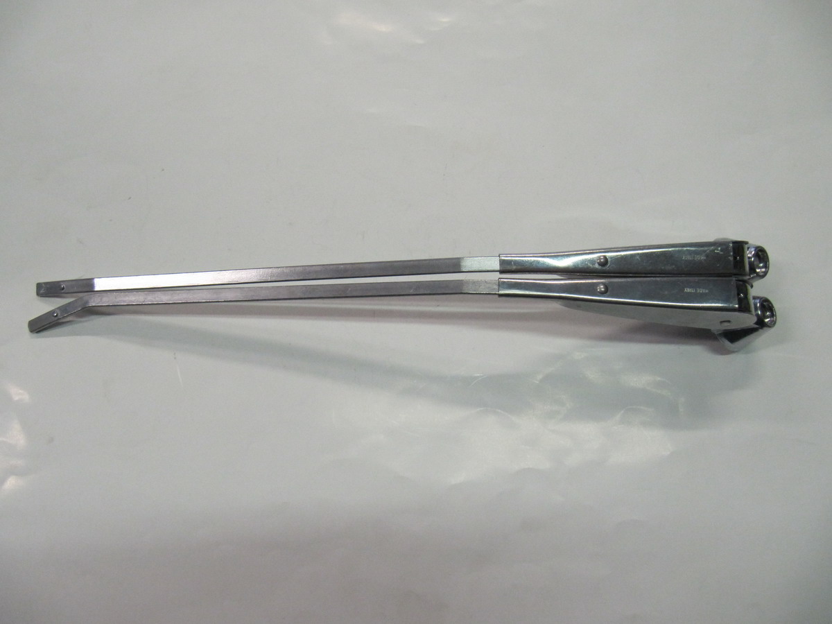 SET SPAZZOLE TERGI CROMATE