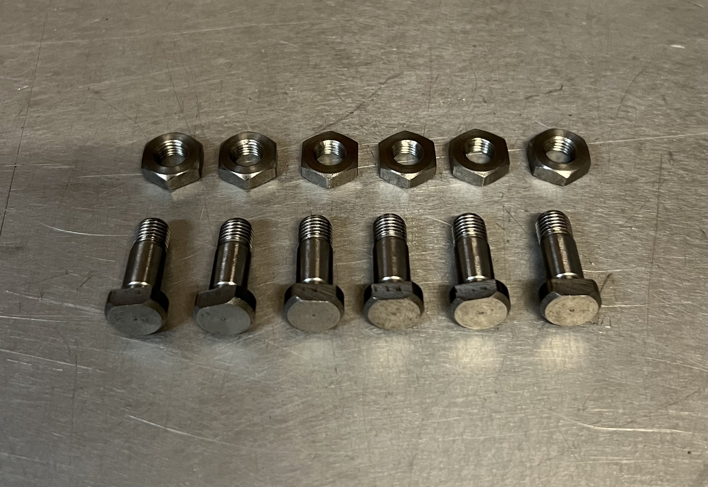 Set dadi + bulloni volano Lancia Aprilia