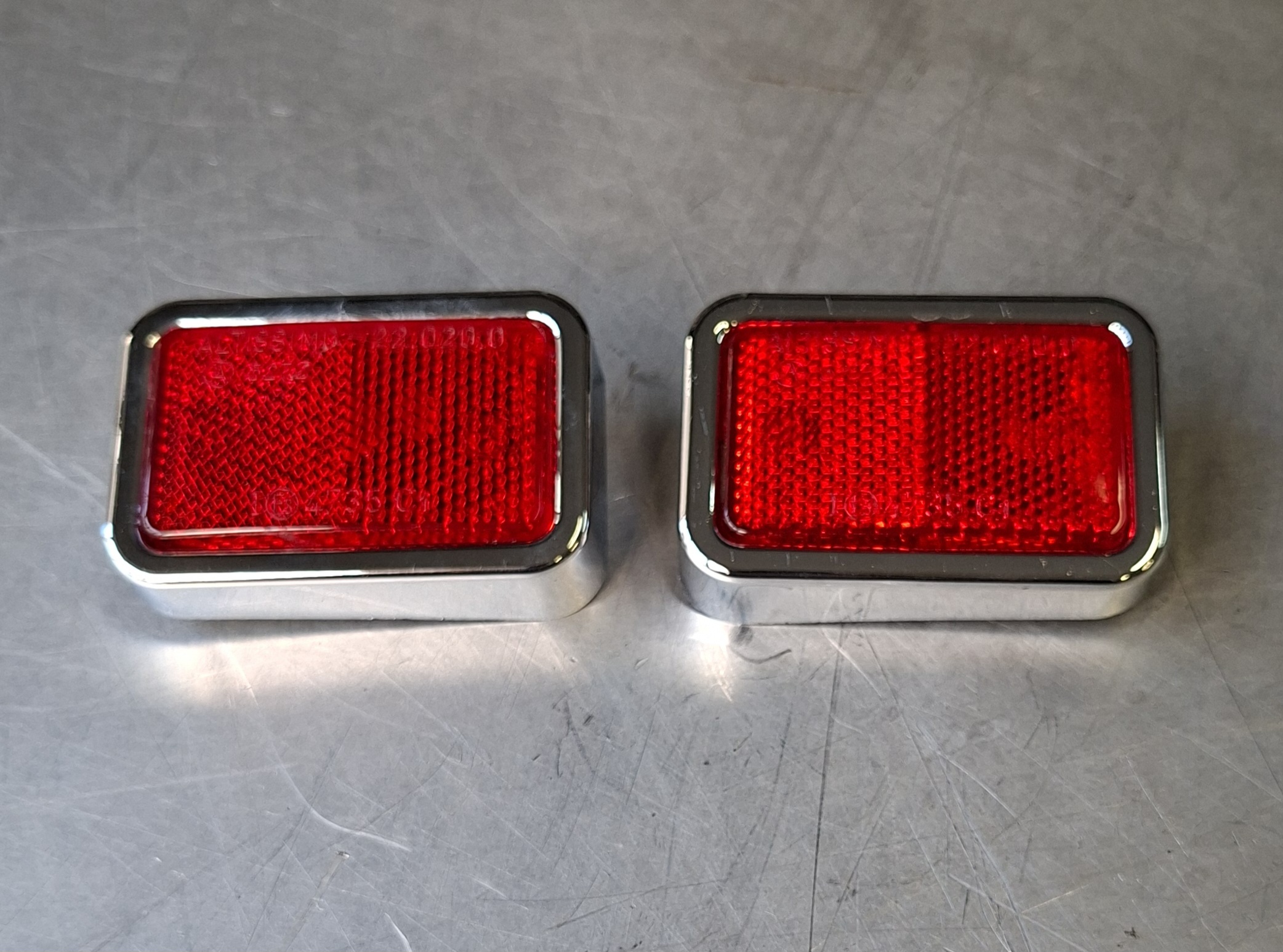 COPPIA CATADIOTTRI POST. MODELLO COUPE