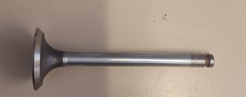 Valvola aspirazione per 131
Dimensioni 34,5 8 100,5