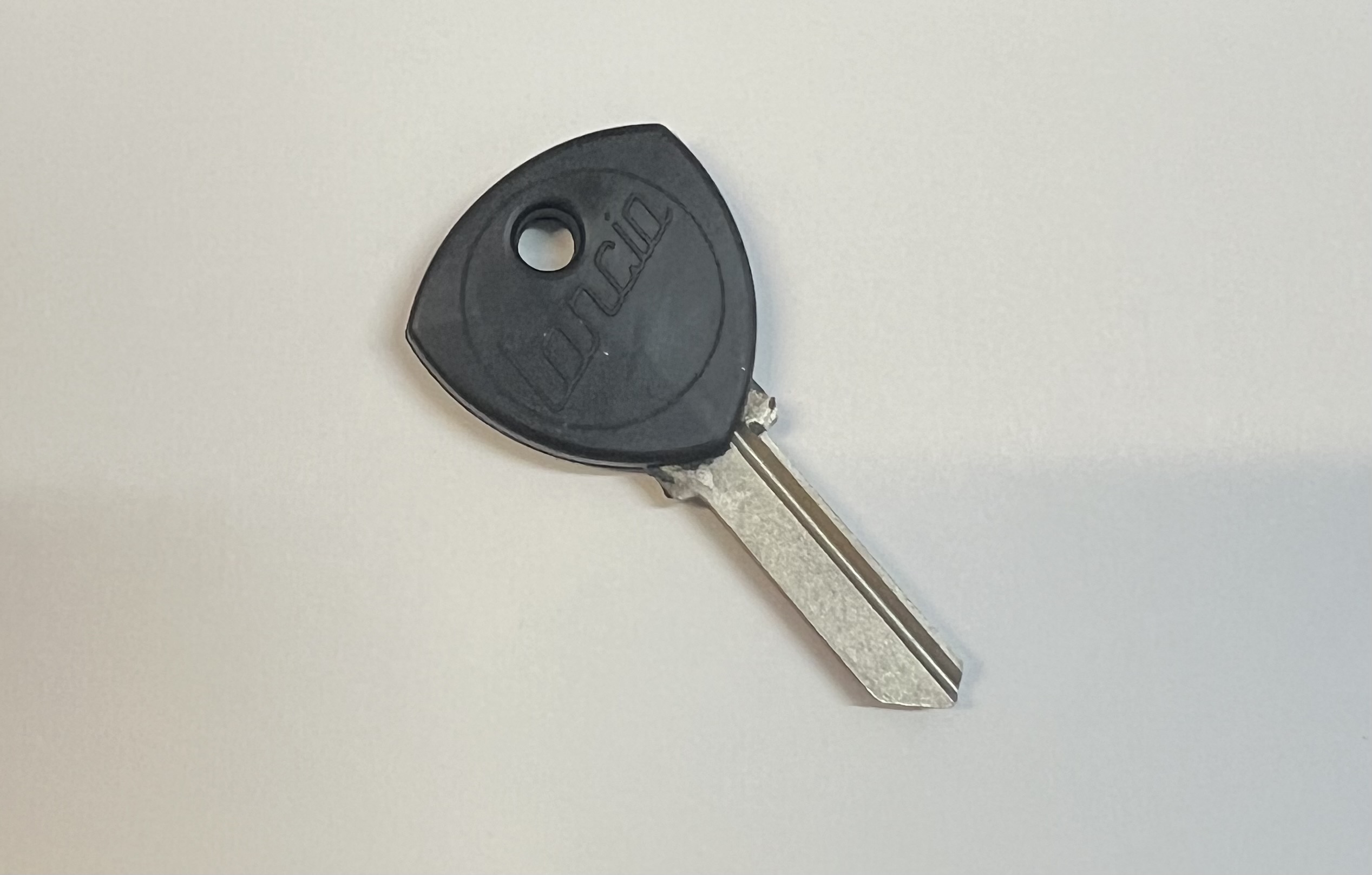 Chiave Lancia nera grezza modello C